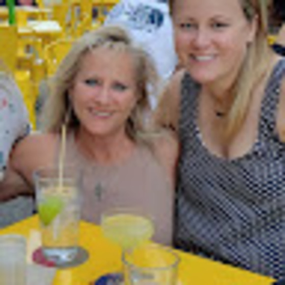 Meet your Posher, Kathy - Picture 1 of 1